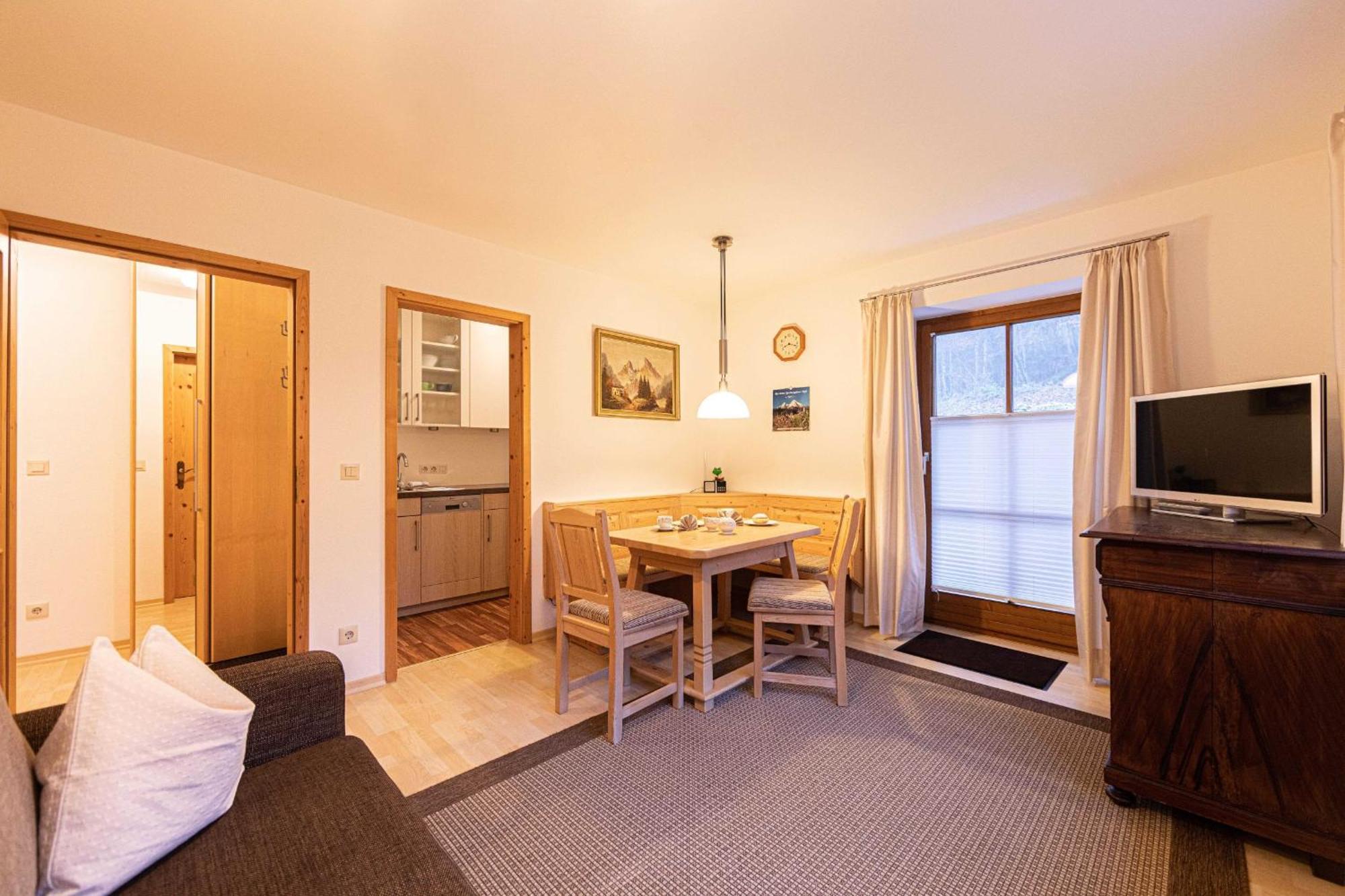 Ferienwohnung Waldblick - Freundlich Eingerichtete Ferienwohnung Berchtesgaden Exterior foto