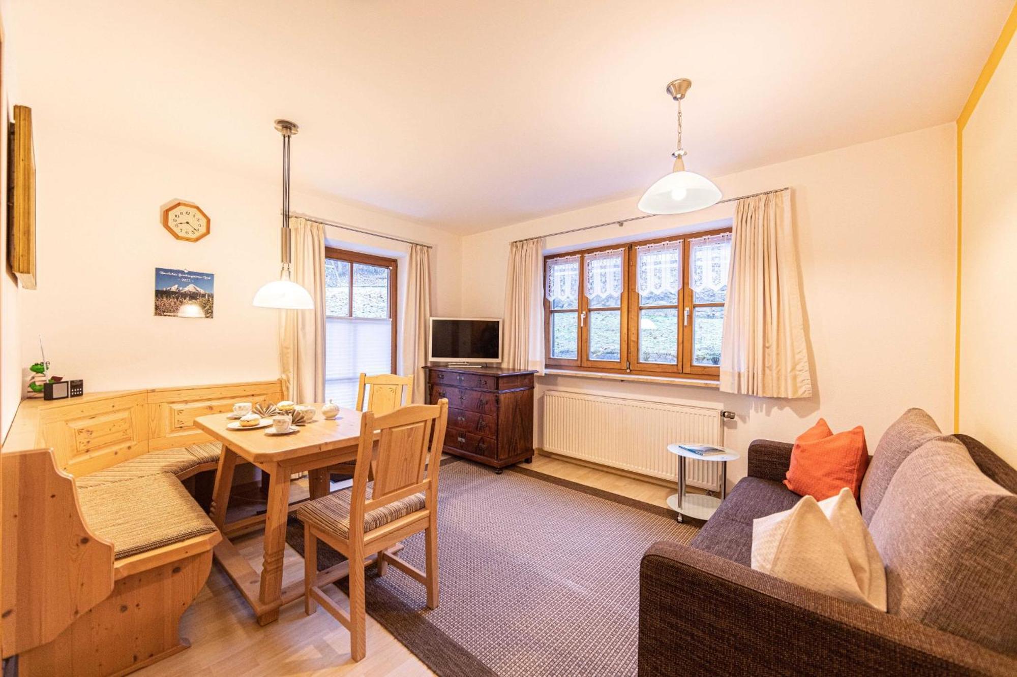 Ferienwohnung Waldblick - Freundlich Eingerichtete Ferienwohnung Berchtesgaden Exterior foto